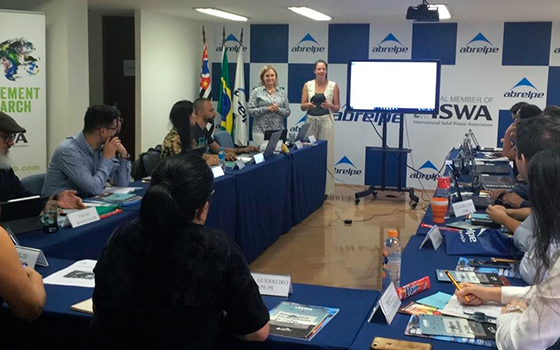 Superintendente do Núcleo de Meio Ambiente do CONIAPE participa de treinamento promovido pela Abrelpe