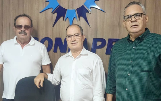 Renomado Jornalista, Magno Martins, visita o consórcio CONIAPE